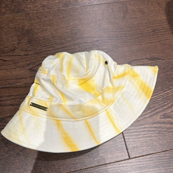 Michael Kors Bucket Hat - Picture 1 of 3
